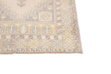 4x5 Old& Vintage Turkish Area Rug