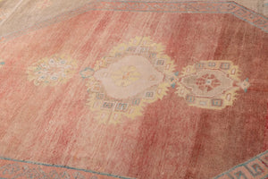 7x9 Old & Vintage Tukish Area Rug